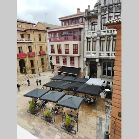 Plaza Ayto Loft Hall 아파트