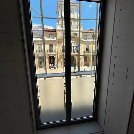 Plaza Ayto Loft Hall אוביידו